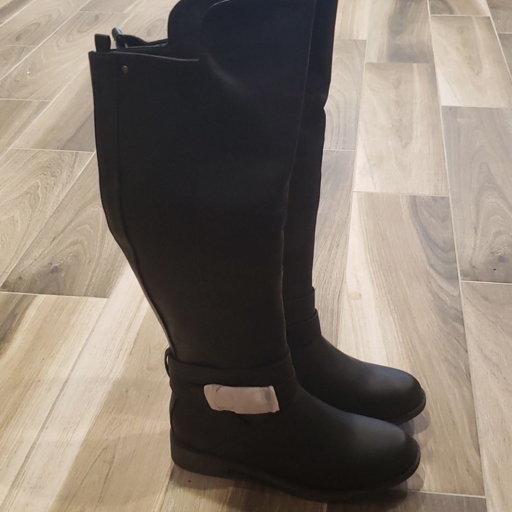 Women's knee high boots